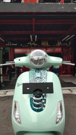 [NEW] Vespa LX 125 iGet - Batik Edition - Image 2