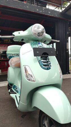 [NEW] Vespa LX 125 iGet - Batik Edition